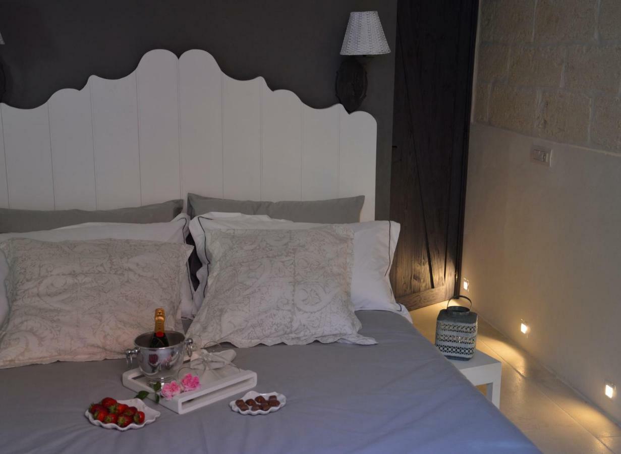 Mare Rooms Bari Old Town Center ภายนอก รูปภาพ